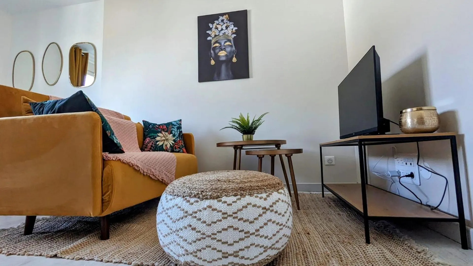 Room Nest Bayonne